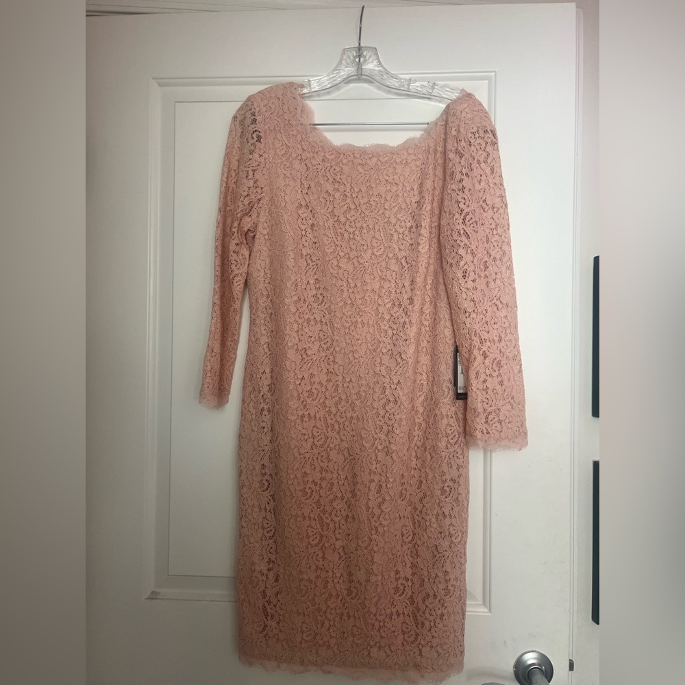 Adrianna Papell pink lace dress never worn w/tags spring dress lining inside